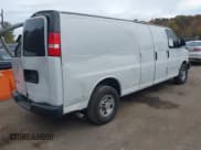 ✅ 2019 Chevrolet Express Cargo • VIN: 1GCWGBFP3K1141860 • Лот: 43549254. Опубликован ранее на IAAI с пробегом 208 271 миль. Бесплатный доступ к архиву аукционных продаж из США и подробный отчёт об истории автомобиля на DreamBid. Изображение 4.