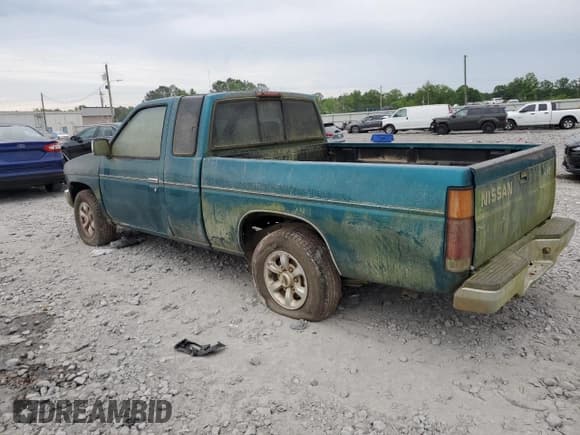 ✅ 1996 Nissan Frontier XE • VIN: 1N6SD16SXTC302990 • Лот: 55957625. Опубликован ранее на Copart с пробегом 145 815 миль. Бесплатный доступ к архиву аукционных продаж из США и подробный отчёт об истории автомобиля на DreamBid. Изображение 2.