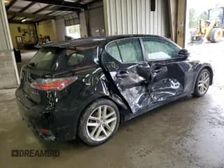 ✅ 2015 Lexus CT 200h • VIN: JTHKD5BH4F2223229 • Лот: 68574792. Опубликован ранее на Copart с пробегом 138 326 миль. Бесплатный доступ к архиву аукционных продаж из США и подробный отчёт об истории автомобиля на DreamBid. Изображение 3.