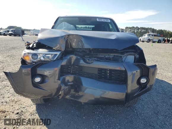 ✅ 2022 Toyota 4Runner SR5 Premium • VIN: JTEFU5JR5N5251806 • Лот: 85711465. Опубликован ранее на Copart с пробегом 34 799 миль. Бесплатный доступ к архиву аукционных продаж из США и подробный отчёт об истории автомобиля на DreamBid. Изображение 5.