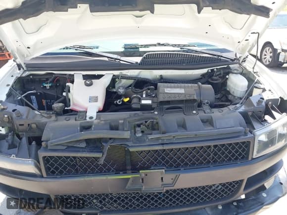 ✅ 2020 Chevrolet Express Cargo • VIN: 1GCWGAFG6L1227952 • Lot: 42553407. Listed on IAAI with 119,632 mi. Free auction sales archive from the USA and detailed vehicle history report at DreamBid. Image 10.