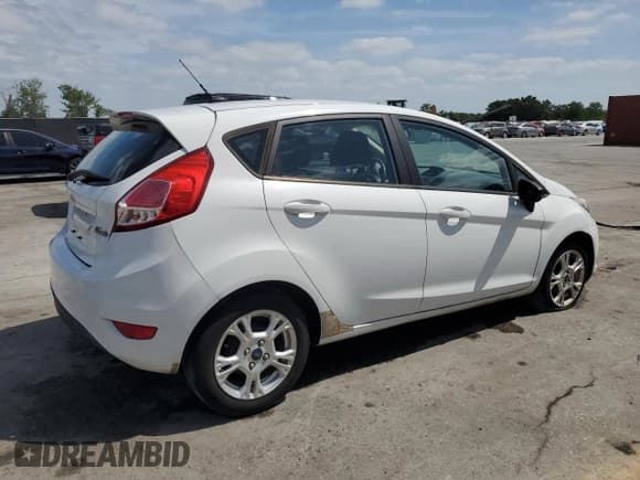 ✅ 2015 Ford Fiesta SE • VIN: 3FADP4EJ7FM200388 • Лот: 54386955. Опубликован ранее на Copart с пробегом 72 134 миль. Бесплатный доступ к архиву аукционных продаж из США и подробный отчёт об истории автомобиля на DreamBid. Изображение 3.