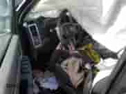 2024 Ram 1500 SLT z VIN 1C6RR6GGXRS123557, wystawiony jako Copart lot #85113715 z przebiegiem 43 687 mil mil oraz Szkoda całkowita • Salvage title. Historia ofert i sprzedaży dostępna na DreamBid. Obrazek 8.