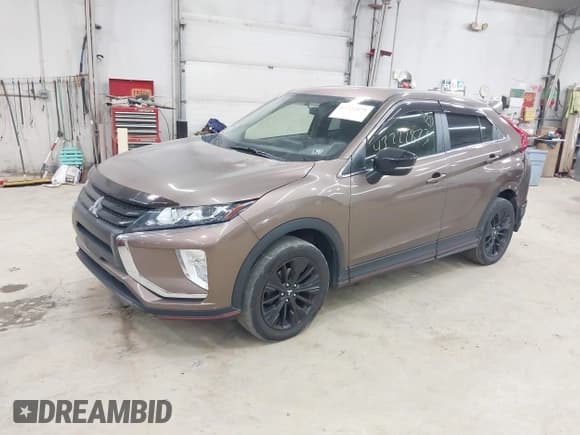 ✅ 2019 Mitsubishi Eclipse Cross LE • VIN: JA4AT4AA4KZ028693 • Lot: 43222873. Wystawiony na IAAI z przebiegiem 121 265 mil. Bezpłatny archiwum sprzedaży aukcyjnych z USA i szczegółowy raport historii pojazdu na DreamBid. Zdjęcie 2.