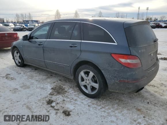 ✅ 2011 Mercedes-Benz R 350 • VIN: 4JGCB2FE3BA116145 • Lot: 80969174. Wystawiony na Copart z przebiegiem 281 884 mil. Bezpłatny archiwum sprzedaży aukcyjnych z USA i szczegółowy raport historii pojazdu na DreamBid. Zdjęcie 2.