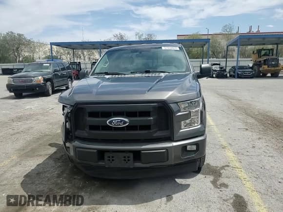 ✅ 2017 Ford F-150 XL • VIN: 1FTMF1CP5HKE20321 • Lot: 57850035. Wystawiony na Copart z przebiegiem 179 640 mil. Bezpłatny archiwum sprzedaży aukcyjnych z USA i szczegółowy raport historii pojazdu na DreamBid. Zdjęcie 13.