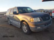 ✅ 2004 Ford Expedition Special Service • VIN: 1FMRU15W34LA41785 • Lot: 43375636. Listed on IAAI with 174,012 mi. Free auction sales archive from the USA and detailed vehicle history report at DreamBid. Image 14.