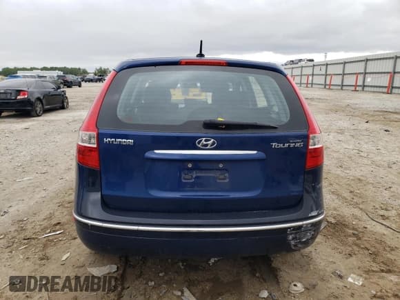 ✅ 2011 Hyundai Elantra GLS • VIN: KMHDB8AE2BU105540 • Lot: 90298595. Listed on Copart with 88,030 mi. Free auction sales archive from the USA and detailed vehicle history report at DreamBid. Image 6.