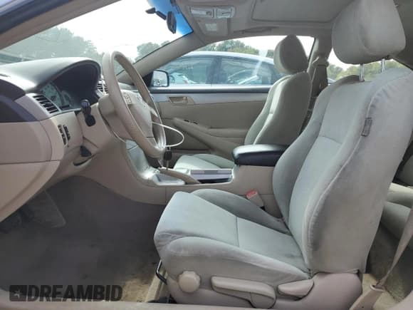 ✅ 2004 Toyota Solara SLE • VIN: 4T1CA38PX4U014608 • Lot: 81473295. Listed on Copart with 156,296 mi. Free auction sales archive from the USA and detailed vehicle history report at DreamBid. Image 7.