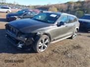 ✅ 2025 Volvo V60 Plus • VIN: YV4L12WK9S2149154 • Лот: 43639376. Опубликован ранее на IAAI с пробегом 4 342 миль. Бесплатный доступ к архиву аукционных продаж из США и подробный отчёт об истории автомобиля на DreamBid. Изображение 17.