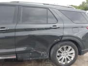 ✅ 2023 Ford Explorer King Ranch • VIN: 1FM5K8LC5PGB63308 • Lot: 42847325. Wystawiony na IAAI z przebiegiem 22 938 mil. Bezpłatny archiwum sprzedaży aukcyjnych z USA i szczegółowy raport historii pojazdu na DreamBid. Zdjęcie 6.