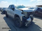 ✅ 2021 Chevrolet Silverado 1500 RST • VIN: 3GCUYEED3MG242351 • Lot: 43555641. Wystawiony na IAAI z przebiegiem 65 009 mil. Bezpłatny archiwum sprzedaży aukcyjnych z USA i szczegółowy raport historii pojazdu na DreamBid. Zdjęcie 1.