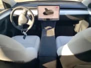 ✅ 2024 Tesla Model Y Long Range • VIN: 7SAYGDEE5RF150570 • Лот: 52686685. Опубликован ранее на Copart с пробегом 4 015 миль. Бесплатный доступ к архиву аукционных продаж из США и подробный отчёт об истории автомобиля на DreamBid. Изображение 8.