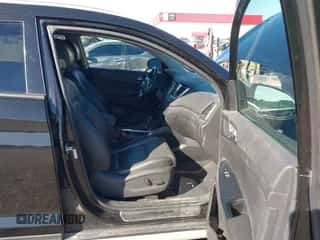 2017 Hyundai Tucson SE Plus с VIN KM8J33A47HU562072, выставлен на аукционе IAAI как лот 43467871 с пробегом 88 711 миль миль и . История ставок и продаж доступна на DreamBid. Изображение 5.