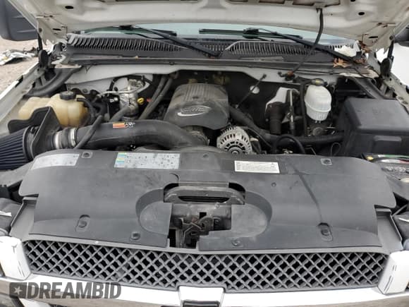 ✅ 2003 Chevrolet Silverado 2500HD LS • VIN: 1GCHC29U03E371453 • Lot: 85531544. Wystawiony na Copart z przebiegiem 149 837 mil. Bezpłatny archiwum sprzedaży aukcyjnych z USA i szczegółowy raport historii pojazdu na DreamBid. Zdjęcie 13.