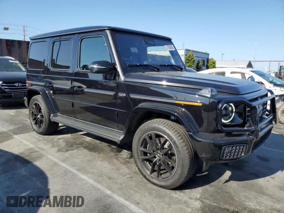 ✅ 2025 Mercedes-Benz G 550 • VIN: W1NWH1AB4SX017458 • Лот: 57508435. Опубликован ранее на Copart с пробегом 224 миль. Бесплатный доступ к архиву аукционных продаж из США и подробный отчёт об истории автомобиля на DreamBid. Изображение 4.