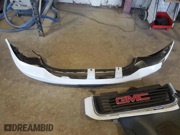 ✅ 2004 GMC Envoy SLE • VIN: 1GKDT13S542346829 • Лот: 87232855. Опубликован ранее на Copart с пробегом 185 761 миль. Бесплатный доступ к архиву аукционных продаж из США и подробный отчёт об истории автомобиля на DreamBid. Изображение 13.