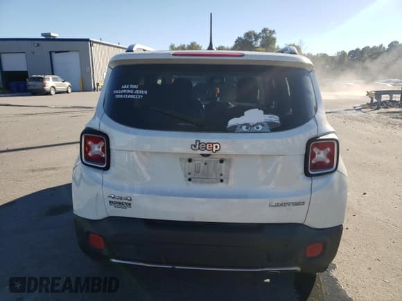 ✅ 2017 Jeep Renegade Limited • VIN: ZACCJBDB7HPF48505 • Lot: 82528375. Wystawiony na Copart z przebiegiem 163 430 mil. Bezpłatny archiwum sprzedaży aukcyjnych z USA i szczegółowy raport historii pojazdu na DreamBid. Zdjęcie 6.