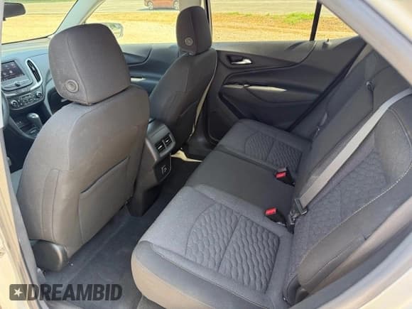 ✅ 2021 Chevrolet Equinox LT • VIN: 3GNAXTEV4MS161401 • Лот: 70316095. Опубликован ранее на Copart с пробегом 129 802 миль. Бесплатный доступ к архиву аукционных продаж из США и подробный отчёт об истории автомобиля на DreamBid. Изображение 5.