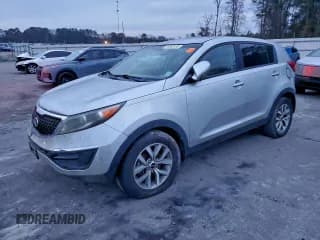 ✅ 2016 Kia Sportage LX • VIN: KNDPB3AC2G7821606 • Лот: 94965135. Опубликован ранее на Copart с пробегом 98 444 миль. Бесплатный доступ к архиву аукционных продаж из США и подробный отчёт об истории автомобиля на DreamBid. Изображение 1.