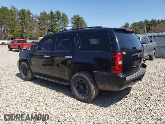 2011 Chevrolet Tahoe Commercial with VIN 1GNSK2E00BR283089, listed as a Copart auction lot 53489195 with 191,415 mi miles and Salvage title. Bid and sale history available at DreamBid. Image 2.