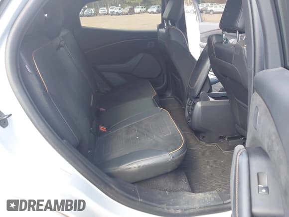 ✅ 2023 Ford Mustang Mach-E GT • VIN: 3FMTK4SE1PMA44678 • Лот: 43323217. Опубликован ранее на IAAI с пробегом 29 463 миль. Бесплатный доступ к архиву аукционных продаж из США и подробный отчёт об истории автомобиля на DreamBid. Изображение 8.