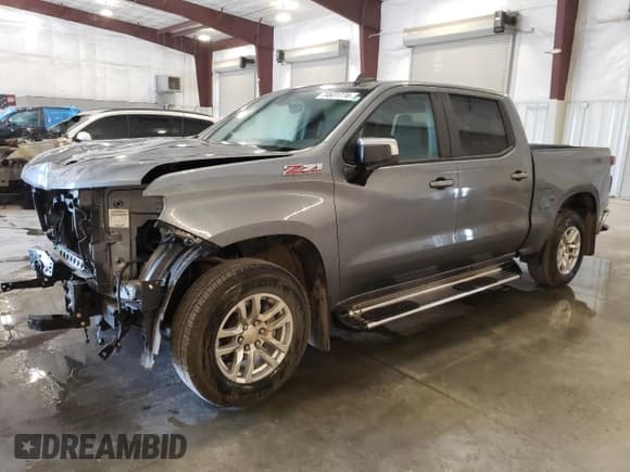 ✅ 2021 Chevrolet Silverado 1500 LT • VIN: 3GCUYDED6MG199540 • Lot: 74631774. Wystawiony na Copart z przebiegiem 18 795 mil. Bezpłatny archiwum sprzedaży aukcyjnych z USA i szczegółowy raport historii pojazdu na DreamBid. Zdjęcie 1.