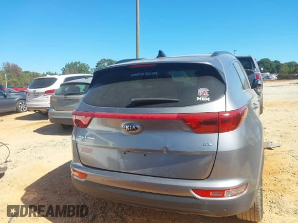 ✅ 2019 Kia Sportage EX • VIN: KNDPN3AC7K7545598 • Lot: 43453832. Wystawiony na IAAI z przebiegiem 47 585 mil. Bezpłatny archiwum sprzedaży aukcyjnych z USA i szczegółowy raport historii pojazdu na DreamBid. Zdjęcie 16.