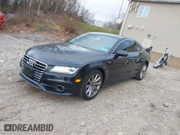 ✅ 2012 Audi A7 Prestige • VIN: WAU3GAFC0CN172484 • Lot: 43729671. Wystawiony na IAAI z przebiegiem 148 798 mil. Bezpłatny archiwum sprzedaży aukcyjnych z USA i szczegółowy raport historii pojazdu na DreamBid. Zdjęcie 2.