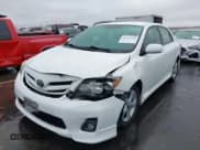 ✅ 2012 Toyota Corolla LE • VIN: 2T1BU4EE5CC792374 • Lot: 43571743. Wystawiony na IAAI z przebiegiem 247 263 mil. Bezpłatny archiwum sprzedaży aukcyjnych z USA i szczegółowy raport historii pojazdu na DreamBid. Zdjęcie 6.