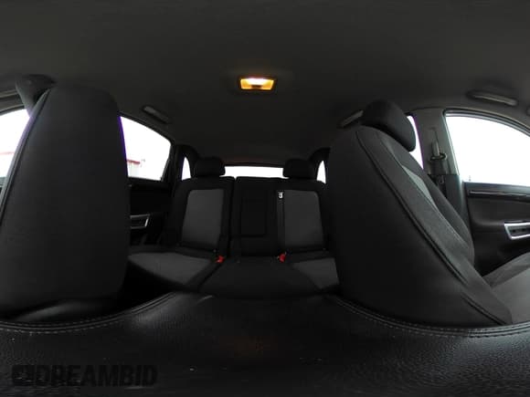 ✅ 2014 Chevrolet Captiva Sport LS • VIN: 3GNAL2EK4ES590762 • Lot: 41539049. Wystawiony na IAAI z przebiegiem 165 111 mil. Bezpłatny archiwum sprzedaży aukcyjnych z USA i szczegółowy raport historii pojazdu na DreamBid. Zdjęcie 19.