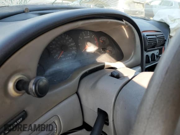 ✅ 1999 Ford Mustang • VIN: 1FAFP4045XF209702 • Lot: 91251425. Listed on Copart with Not provided. Free auction sales archive from the USA and detailed vehicle history report at DreamBid. Image 9.