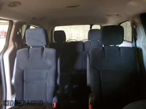 ✅ 2016 Dodge Grand Caravan SXT • VIN: 2C4RDGCGXGR180293 • Lot: 86613595. Wystawiony na Copart z przebiegiem 82 969 mil. Bezpłatny archiwum sprzedaży aukcyjnych z USA i szczegółowy raport historii pojazdu na DreamBid. Zdjęcie 10.