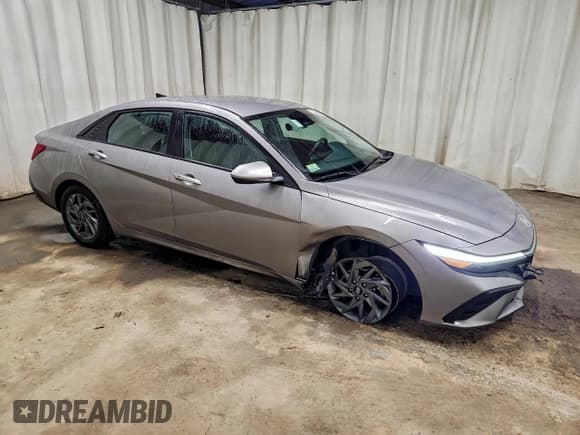 ✅ 2024 Hyundai Elantra SEL • VIN: KMHLM4DG2RU775224 • Lot: 96194735. Listed on Copart with 38,251 mi. Free auction sales archive from the USA and detailed vehicle history report at DreamBid. Image 4.