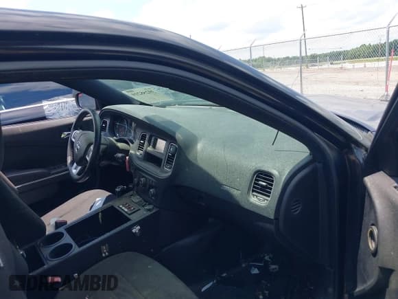 ✅ 2013 Dodge Charger Police • VIN: 2C3CDXAT3DH548339 • Лот: 39258219. Опубликован ранее на IAAI с пробегом 135 106 миль. Бесплатный доступ к архиву аукционных продаж из США и подробный отчёт об истории автомобиля на DreamBid. Изображение 5.