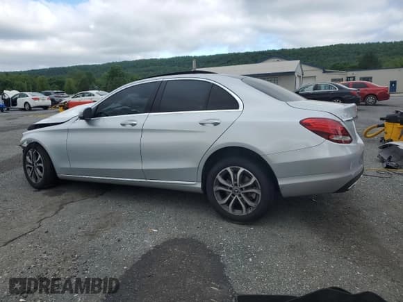 ✅ 2017 Mercedes-Benz C 300 • VIN: WDDWF4KB3HR306976 • Lot: 57585515. Listed on Copart with 33,222 mi. Free auction sales archive from the USA and detailed vehicle history report at DreamBid. Image 2.