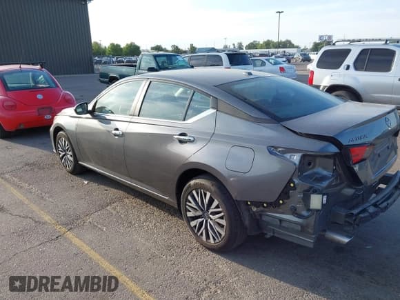 ✅ 2023 Nissan Altima SV • VIN: 1N4BL4DW2PN365692 • Лот: 42847857. Опубликован ранее на IAAI с пробегом 15 783 миль. Бесплатный доступ к архиву аукционных продаж из США и подробный отчёт об истории автомобиля на DreamBid. Изображение 3.