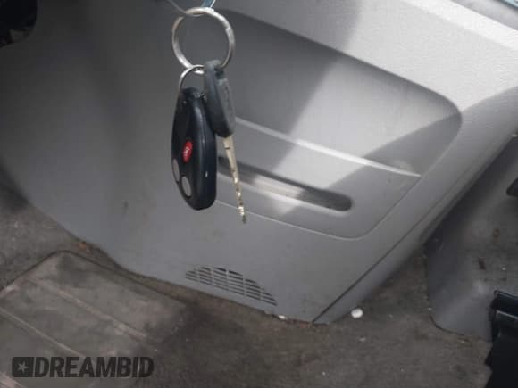 ✅ 2007 Saturn VUE V6 • VIN: 5GZCZ534X7S877414 • Lot: 41644734. Wystawiony na IAAI z przebiegiem 165 969 mil. Bezpłatny archiwum sprzedaży aukcyjnych z USA i szczegółowy raport historii pojazdu na DreamBid. Zdjęcie 11.