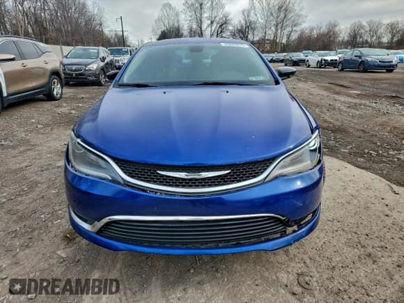 ✅ 2015 Chrysler 200 Limited • VIN: 1C3CCCAB2FN730921 • Lot: 95464875. Wystawiony na Copart z przebiegiem 116 462 mil. Bezpłatny archiwum sprzedaży aukcyjnych z USA i szczegółowy raport historii pojazdu na DreamBid. Zdjęcie 5.