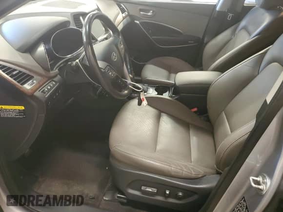 2019 Hyundai Santa Fe Limited Ultimate z VIN KM8SRDHF1KU298290, wystawiony jako Copart lot #70658045 z przebiegiem 134 391 mil mil oraz Czysty tytuł • Clean title. Historia ofert i sprzedaży dostępna na DreamBid. Obrazek 7.