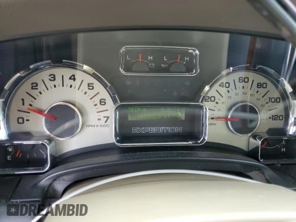 ✅ 2007 Ford Expedition Eddie Bauer • VIN: 1FMFU17507LA64601 • Lot: 56374315. Listed on Copart with 180,302 mi. Free auction sales archive from the USA and detailed vehicle history report at DreamBid. Image 9.