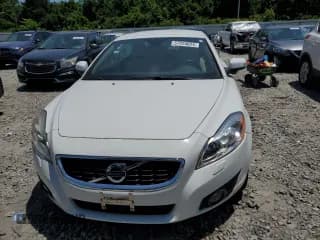 ✅ 2011 Volvo C70 • VIN: YV1672MC0BJ114867 • Лот: 57225624. Опубликован ранее на Copart с пробегом 70 384 миль. Бесплатный доступ к архиву аукционных продаж из США и подробный отчёт об истории автомобиля на DreamBid. Изображение 5.