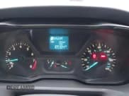 ✅ 2016 Ford Transit Cargo • VIN: 1FTYE1YM1GKA93045 • Lot: 41521031. Wystawiony na IAAI z przebiegiem 189 384 mil. Bezpłatny archiwum sprzedaży aukcyjnych z USA i szczegółowy raport historii pojazdu na DreamBid. Zdjęcie 16.