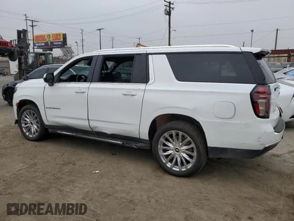 ✅ 2021 Chevrolet Suburban LT • VIN: 1GNSKCKD6MR172059 • Lot: 69652564. Wystawiony na Copart z przebiegiem Nie podano. Bezpłatny archiwum sprzedaży aukcyjnych z USA i szczegółowy raport historii pojazdu na DreamBid. Zdjęcie 2.