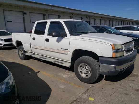 ✅ 2004 Chevrolet Silverado 2500HD LT • VIN: 1GCHC23U54F143906 • Lot: 73301724. Listed on Copart with 196,811 mi. Free auction sales archive from the USA and detailed vehicle history report at DreamBid. Image 4.