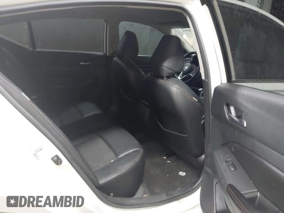 ✅ 2021 Nissan Altima SR • VIN: 1N4BL4CV4MN413391 • Lot: 43326355. Wystawiony na IAAI z przebiegiem 80 373 mil. Bezpłatny archiwum sprzedaży aukcyjnych z USA i szczegółowy raport historii pojazdu na DreamBid. Zdjęcie 8.