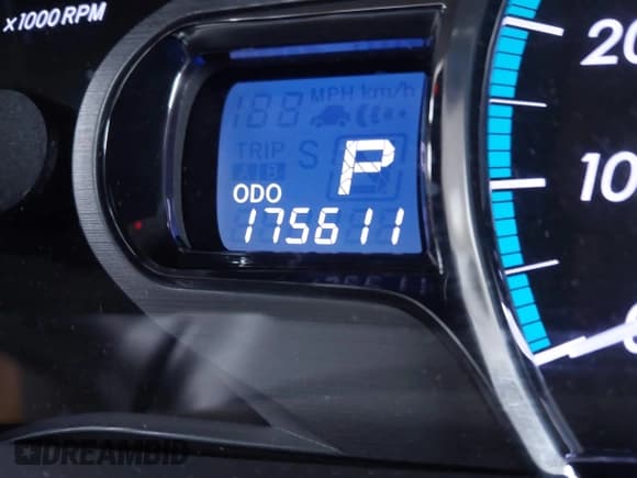 ✅ 2013 Toyota Sienna XLE • VIN: 5TDDK3DC2DS053559 • Lot: 41299824. Listed on IAAI with 175,611 mi. Free auction sales archive from the USA and detailed vehicle history report at DreamBid. Image 16.