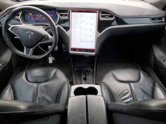 ✅ 2015 Tesla Model S 85D • VIN: 5YJSA1E20FF117416 • Lot: 90315585. Wystawiony na Copart z przebiegiem 119 245 mil. Bezpłatny archiwum sprzedaży aukcyjnych z USA i szczegółowy raport historii pojazdu na DreamBid. Zdjęcie 8.