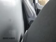 ✅ 2016 Ford Transit Cargo • VIN: 1FTYR3XM2GKA72822 • Lot: 53126795. Wystawiony na Copart z przebiegiem 170 535 mil. Bezpłatny archiwum sprzedaży aukcyjnych z USA i szczegółowy raport historii pojazdu na DreamBid. Zdjęcie 11.