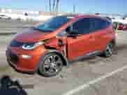 2020 Chevrolet Bolt EV Premier z VIN 1G1FZ6S00L4121276, wystawiony jako Copart lot #77810823 z przebiegiem 37 406 mil mil oraz . Historia ofert i sprzedaży dostępna na DreamBid. Obrazek 1.